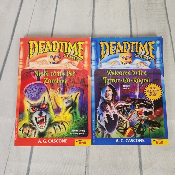 Vintage 90s Deadtime Stories Teen Horror Paperback Novels Set of 2 - Picture 6 of 9